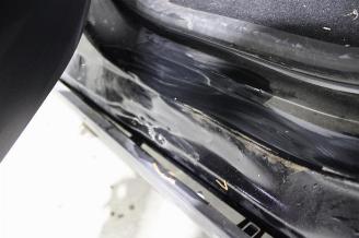 Tesla Model Y  picture 22