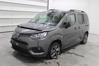 Schadeauto Toyota ProAce CITY 2023/2