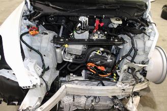 Tesla Model Y  picture 15