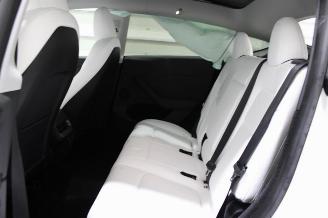 Tesla Model Y  picture 13
