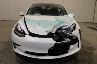 Tesla Model 3  picture 6