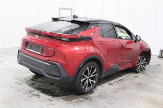 Toyota C-HR  picture 4