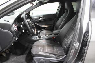 Mercedes A-klasse A 200 picture 11