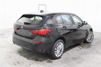 BMW 1-serie 118 picture 3