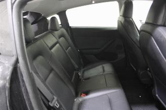 Tesla Model Y  picture 13