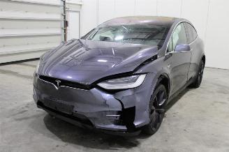 Unfallwagen Tesla Model X  2020/12