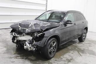 Unfallwagen Mercedes GLC 300 2023/2