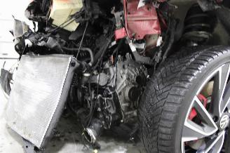 Volkswagen Golf  picture 23