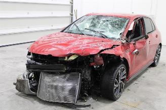 Volkswagen Golf  picture 1