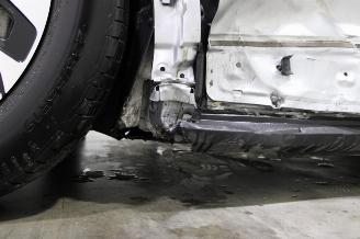 Volkswagen ID.4  picture 7