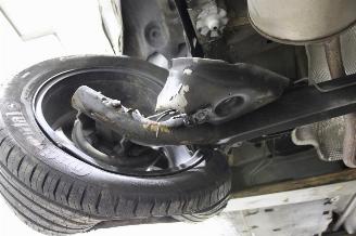 Renault Clio  picture 17