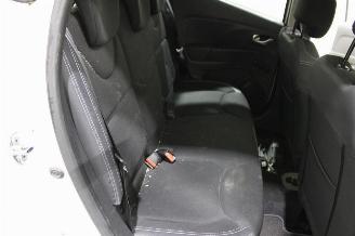 Renault Clio  picture 12