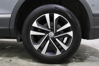 Volkswagen Tiguan  picture 22