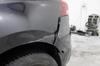 Volkswagen Golf  picture 24