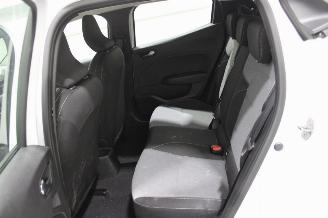 Renault Clio  picture 11