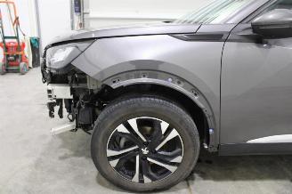 Peugeot 2008  picture 5