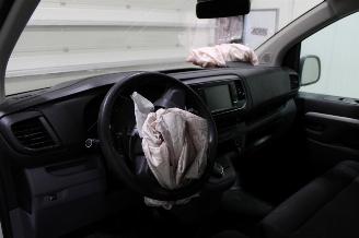 Peugeot Expert  picture 9