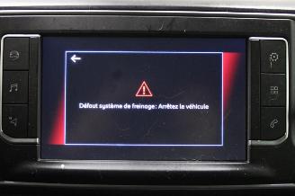 Peugeot Expert  picture 12