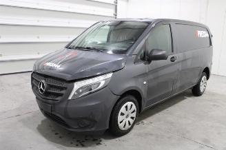 Vrakbiler auto Mercedes Vito  2021/3