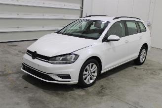 skadebil auto Volkswagen Golf  2017/8