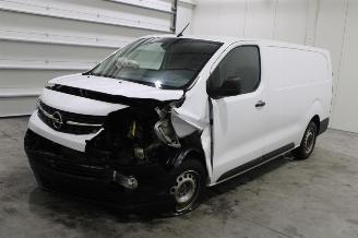 Voiture accidenté Opel Vivaro  2024/4