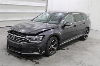 Schadeauto Volkswagen Passat  2020/10