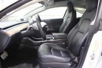 Tesla Model 3  picture 12