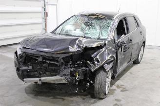 damaged passenger cars Suzuki SX4  2023/2