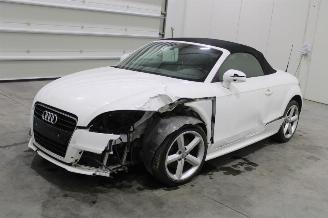 Vaurioauto  passenger cars Audi TT  2012/6