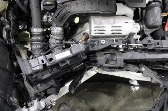 Peugeot 2008  picture 18