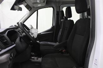 Ford Transit  picture 12