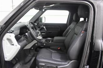 Land Rover Defender  picture 11