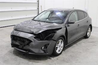 krockskadad bil auto Ford Focus  2022/2