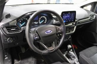Ford Fiesta  picture 10