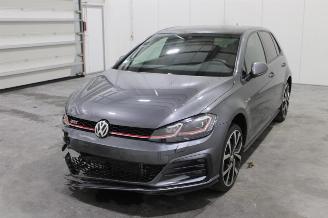 Volkswagen Golf  picture 1