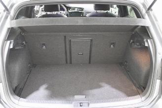 Volkswagen Golf  picture 20