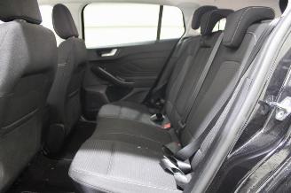 Ford Focus  picture 11