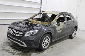 rozbiórka samochody osobowe Mercedes GLA 180 2019/6