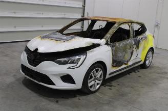 Vrakbiler auto Renault Clio  2022/5
