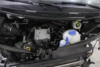 Volkswagen Transporter T6 picture 14