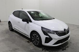 Renault Clio  picture 2