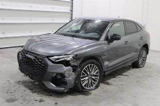 Unfallwagen Audi Q3  2024/3