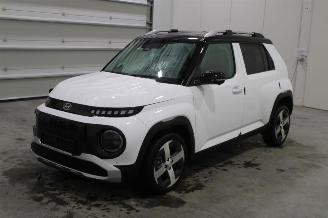 Voiture accidenté Hyundai Inster  2025/3