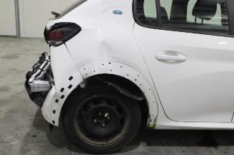 Peugeot e-208  picture 5