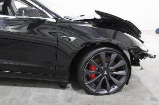 Tesla Model 3  picture 7