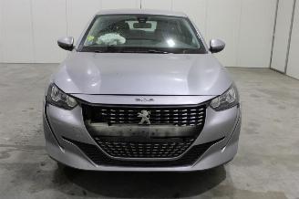 Peugeot 208  picture 5