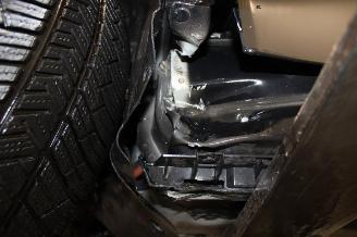 Tesla Model Y  picture 21