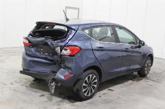 Ford Fiesta  picture 3