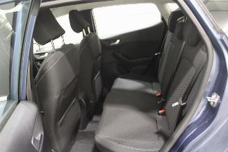 Ford Fiesta  picture 11
