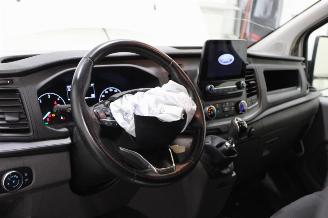 Ford Transit  picture 10